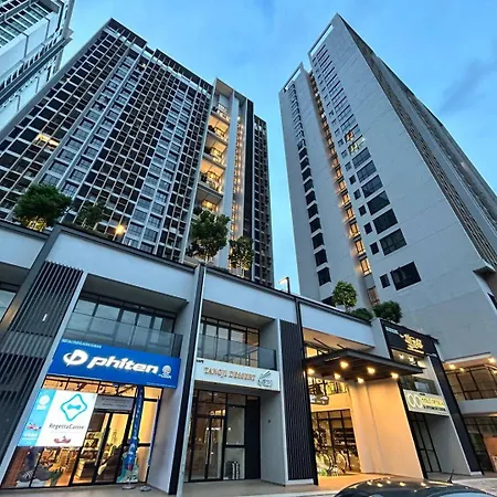 Sky Tree Bukit Indah Cosy Room Johor Bahru Exterior photo