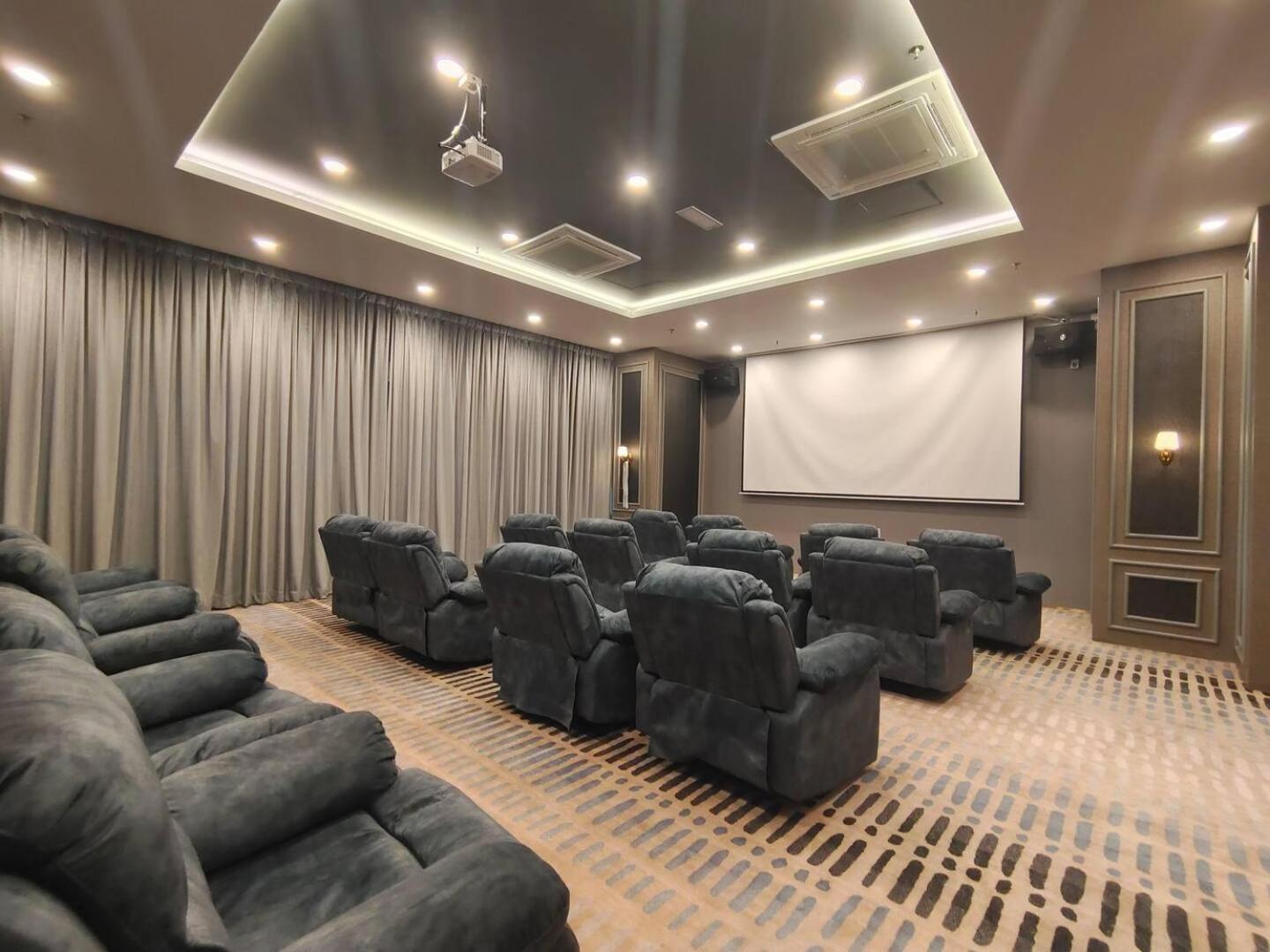 Apartment Sky Tree Bukit Indah Cosy