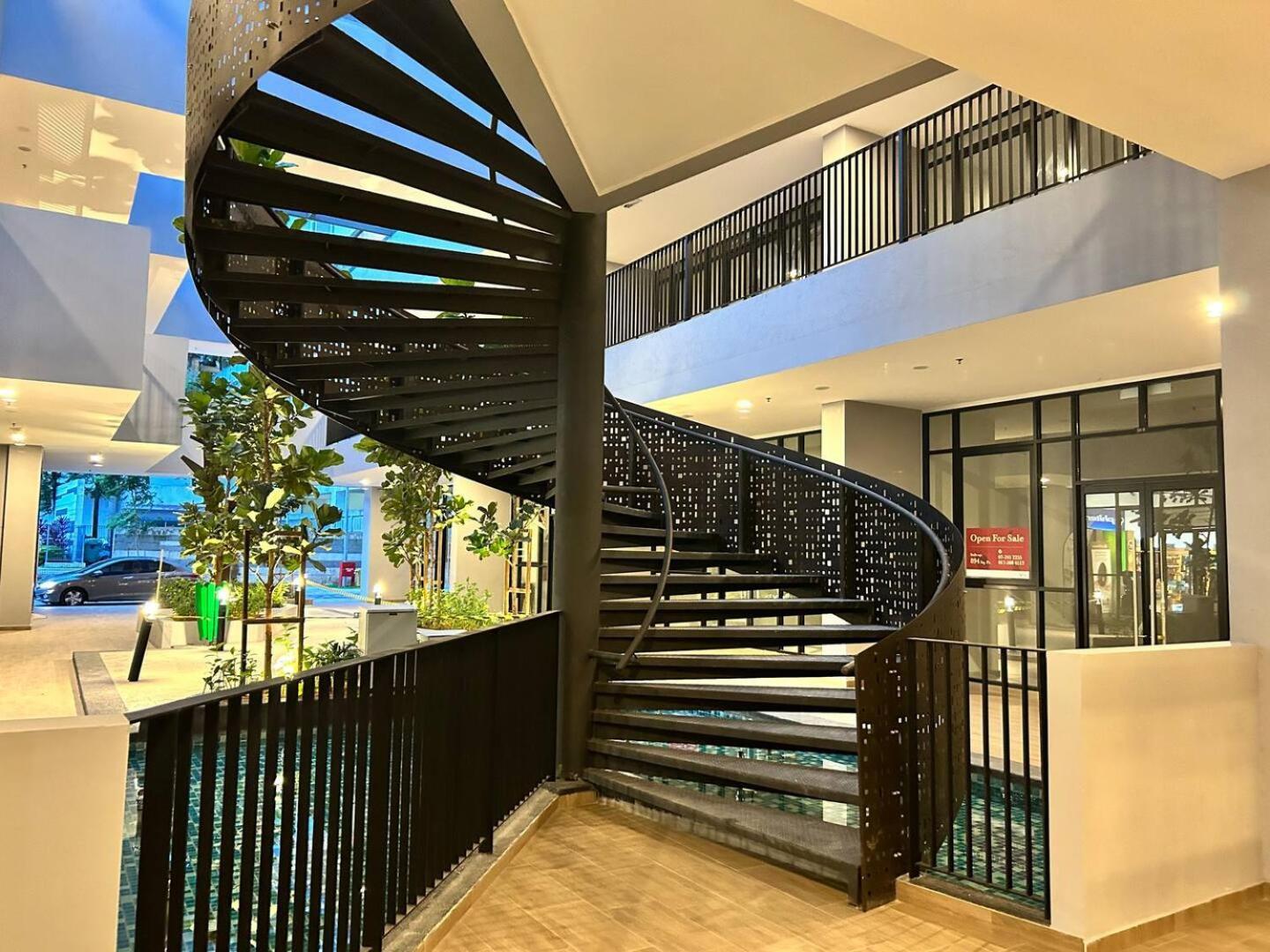 Apartment Sky Tree Bukit Indah Cosy