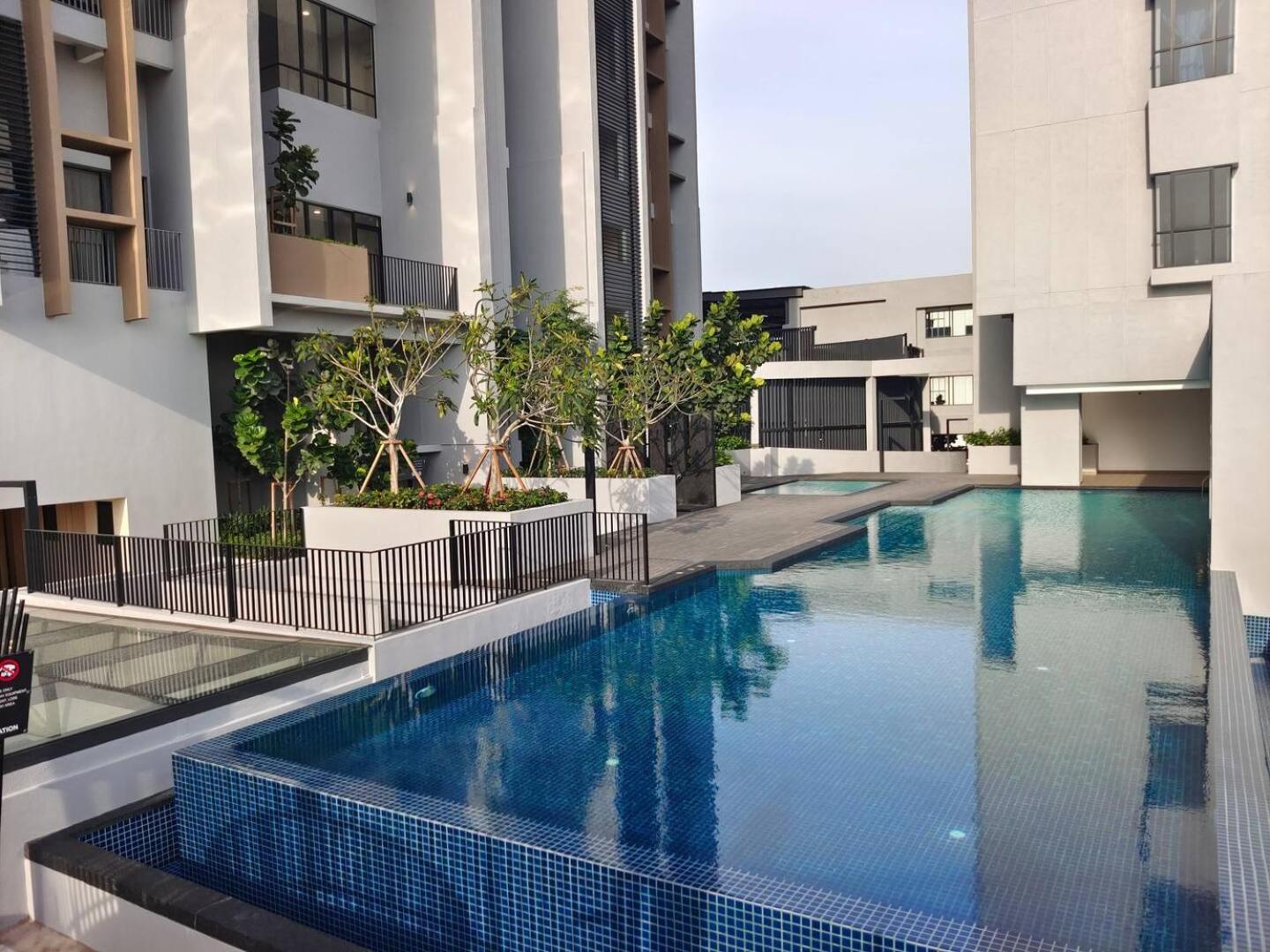 Apartment Sky Tree Bukit Indah Cosy *