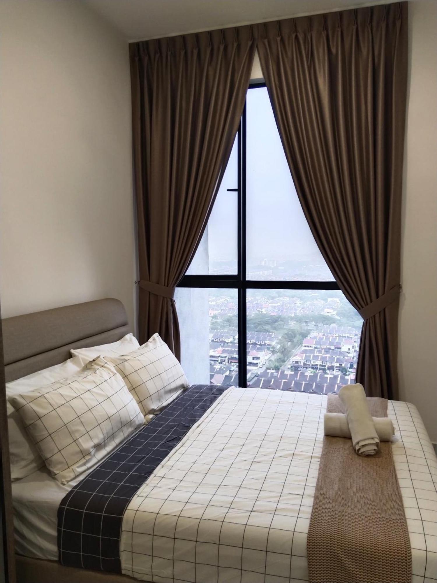 Apartment Sky Tree Bukit Indah Cosy Johor Bahru