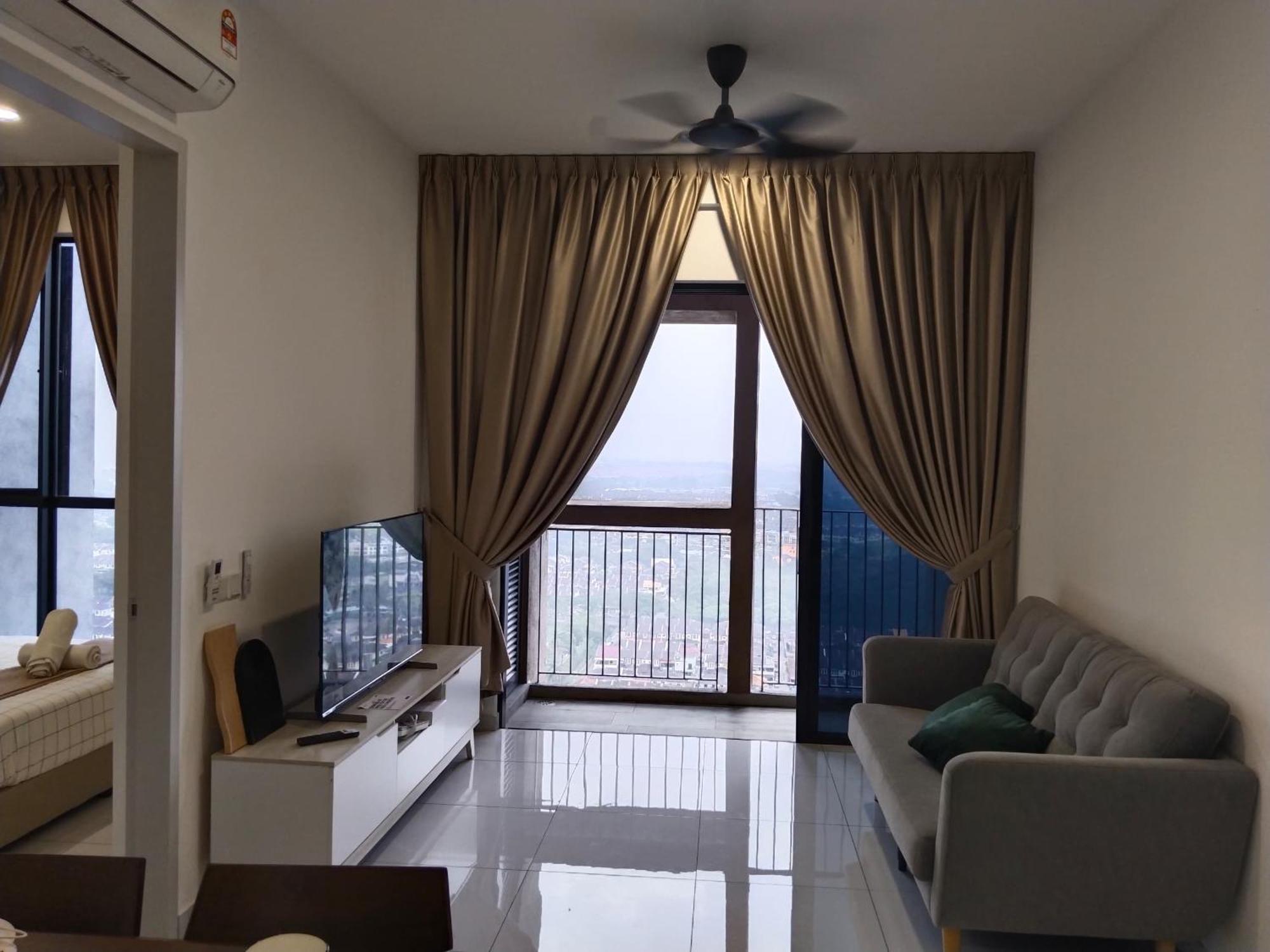 Apartment Sky Tree Bukit Indah Cosy