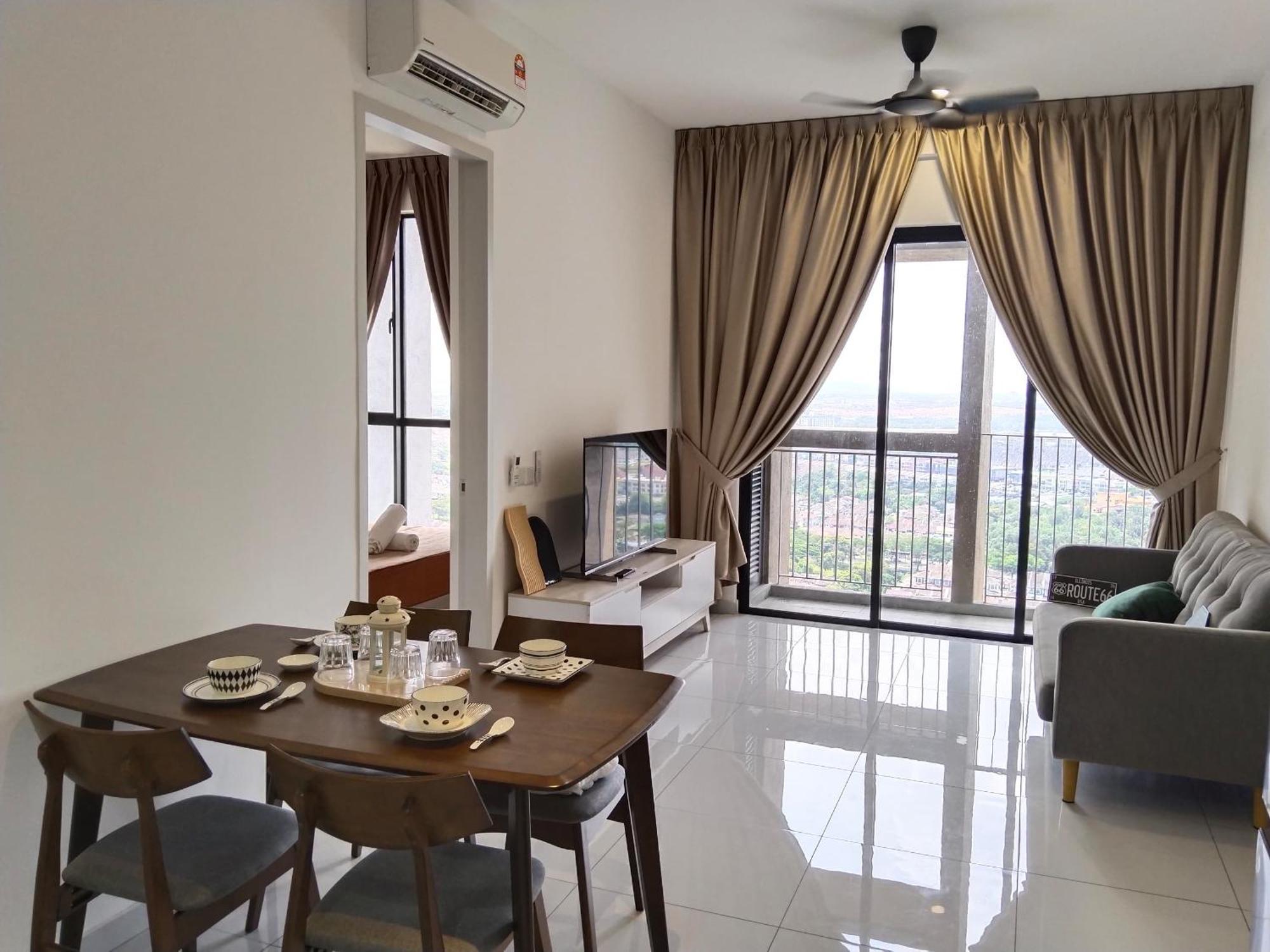 Apartment Sky Tree Bukit Indah Cosy